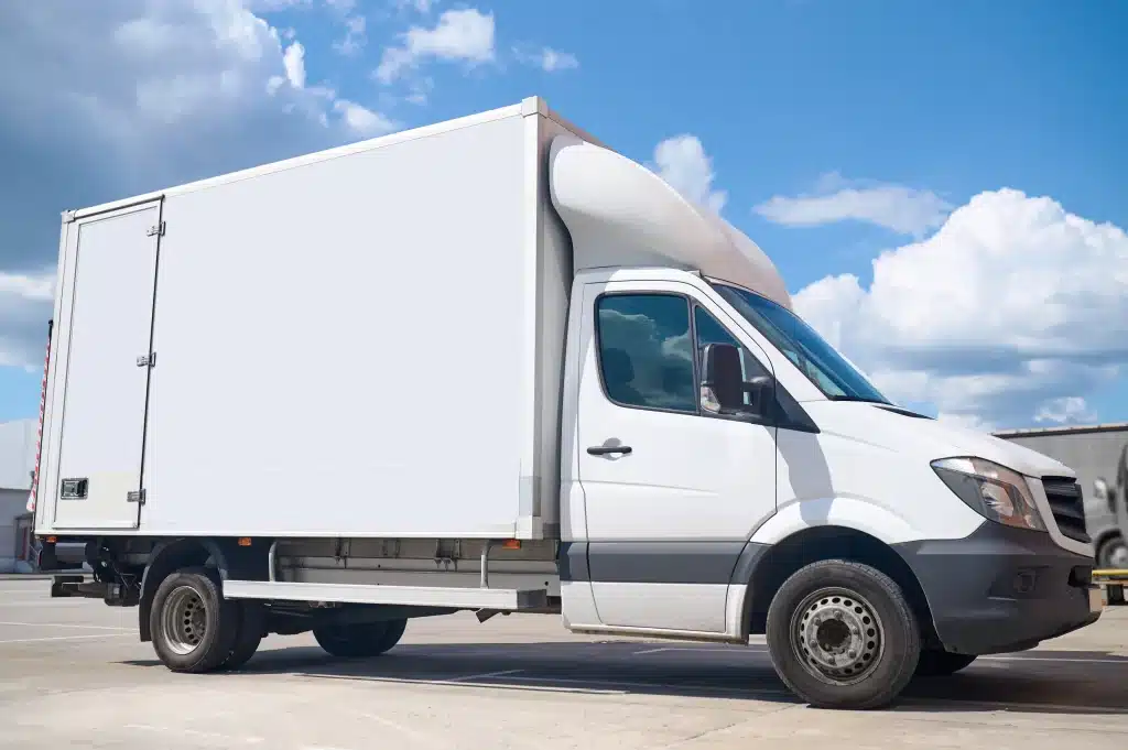 Vehicle Graphics: The 24/7 Mobile Billboard for Your Business 3 Vehicle Graphics Your 24/7 Mobile Billboard